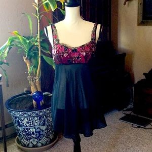 NWOT Je Tadore Lingerie